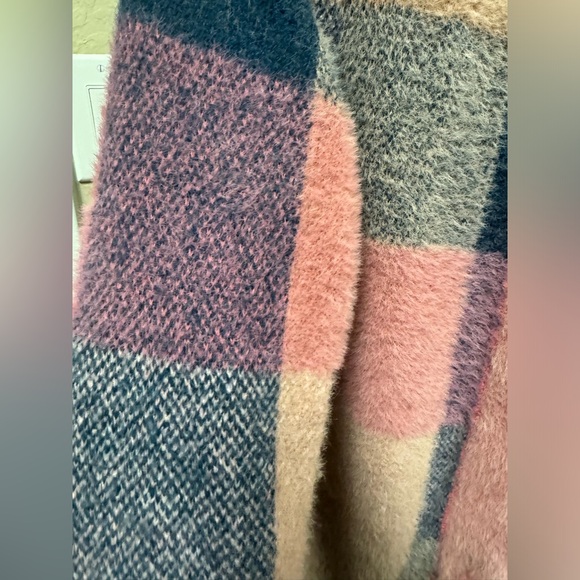 EUC Ann Taylor SZ MP Wool Blend Sweater - Picture 2 of 6